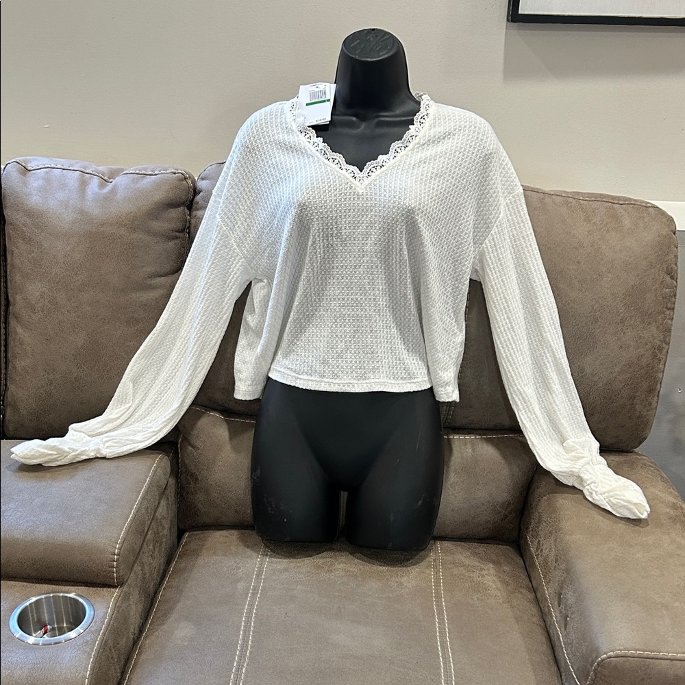 Elegant White Lace Trim Women's Top